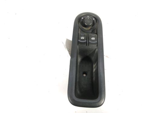 Used Left front window switch Left front window switch RENAULT TWINGO II (CN0_) 1.5 dCi (CN0E) (64 hp) 19090144 19090144