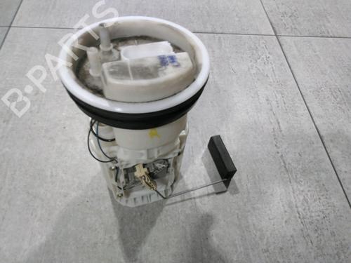 Used Fuel pump VW POLO IV (9N_, 9A_) 1.2 12V (64 hp) 31325534