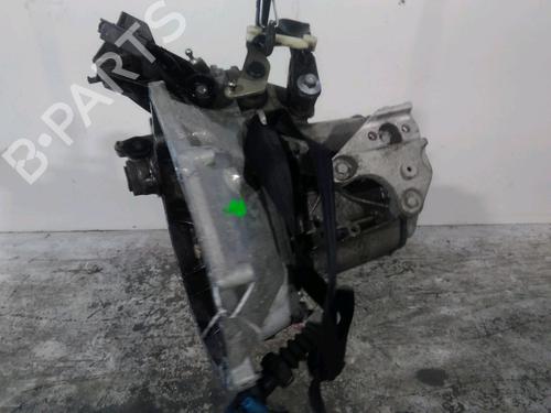 Used Gearbox Gearbox PEUGEOT 208 I (CA_, CC_) 1.2 VTI 82 (82 hp) 33860273 33860273