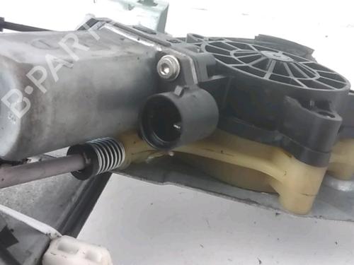 Used Front right window mechanism Front right window mechanism RENAULT KANGOO Express (FW0/1_) 1.5 dCi 90 (FW0G, FW05, FW08, FW11) (90 hp) 33477328 33477328