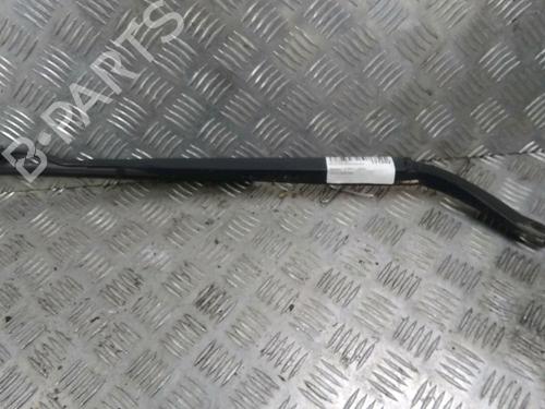 Used Front windshield wiper arm RENAULT SCÉNIC II (JM0/1_) 1.9 dCi (JM0G, JM12, JM1G, JM2C) (120 hp) 14903282