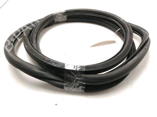 Borracha vedante da porta VW POLO IV (9N_, 9A_) 1.4 TDI (80 hp) 31277930