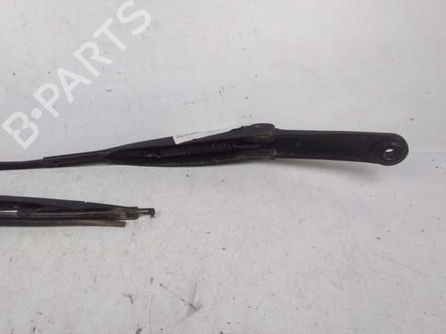 Used Front windshield wiper arm Front windshield wiper arm 36486655 36486655