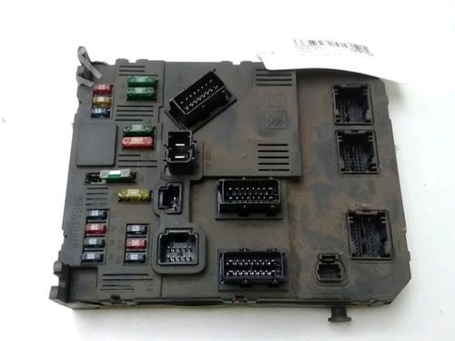 Used Fuse box CITROËN C3 I (FC_, FN_) 1.4 HDi (68 hp) 18059380