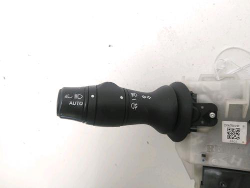 Used Steering column stalk RENAULT MEGANE III Hatchback (BZ0/1_, B3_) 1.9 dCi (BZ0N, BZ0J) (131 hp) 20163010
