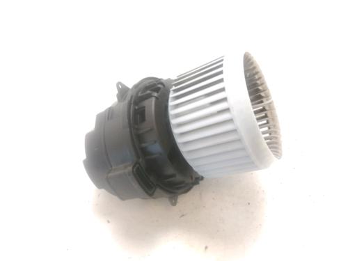 Used Heater blower motor RENAULT CLIO V (B7_) 1.5 Blue dCi 100 (B7AD) (101 hp) 28970143