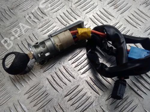 Used Ignition barrel Ignition barrel PEUGEOT 206 Hatchback (2A/C) 1.1 i (60 hp) 15396168 15396168