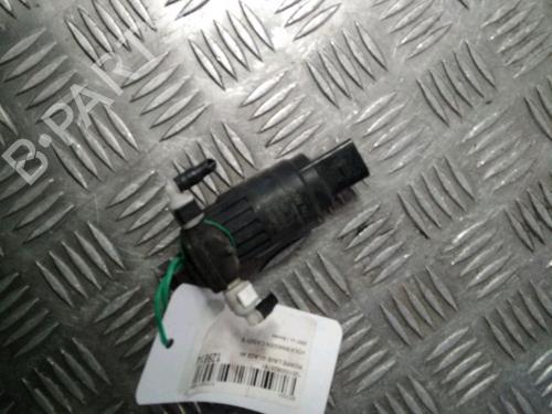 Used Washer pump VW CADDY III MPV (2KB, 2KJ, 2CB, 2CJ) 1.9 TDI (105 hp) 25930516