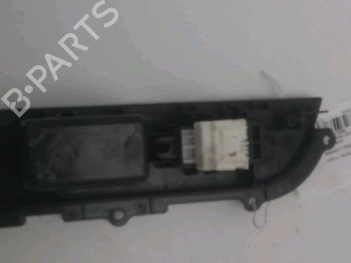 Spak kontakt NISSAN X-TRAIL I (T30) 2.2 Di 4x4 (114 hp) 28105633