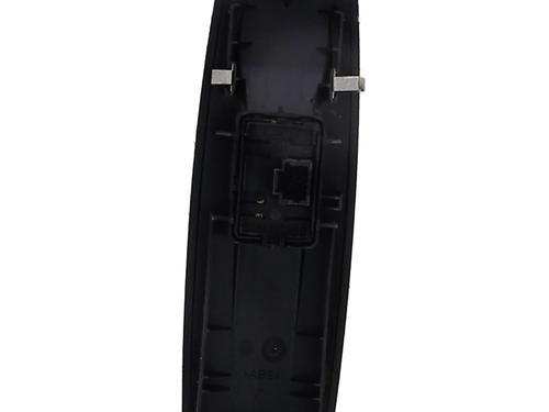 switch-renault-megane-iii-hatchback-bz01_-b3_-2008-32129382 main image