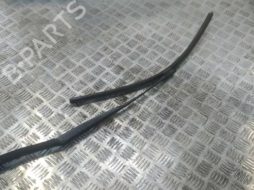 Used Front windshield wiper arm HYUNDAI ix20 (JC) 1.6 CRDI (116 hp) 16708459