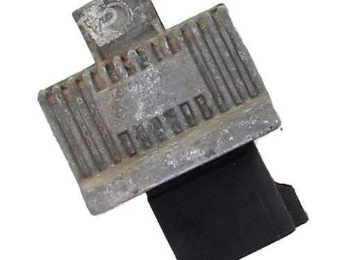 Used Electronic module Electronic module RENAULT CLIO III (BR0/1, CR0/1) 1.5 dCi (BR17, CR17) (86 hp) 33835952 33835952