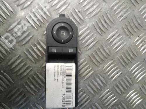 Used Left front window switch OPEL ASTRA H (A04) 1.4 (L48) (90 hp) 11170861