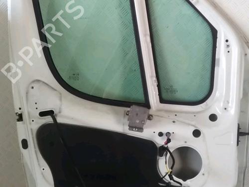 Used Left front door Left front door 36894132 36894132