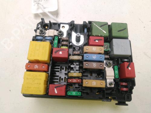 Used Fuse box PEUGEOT 208 I (CA_, CC_) 1.6 HDi / BlueHDi 75 (75 hp) 20243843