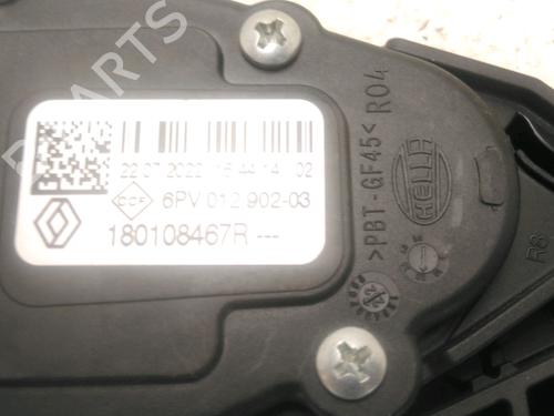 Used Pedal RENAULT CLIO V (B7_) 1.5 Blue dCi 100 (B7AD) (101 hp) 29046655