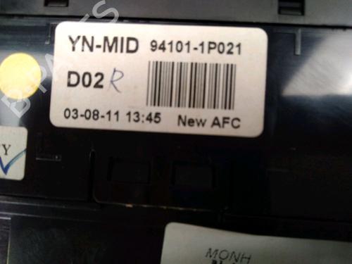 Used Display monitor KIA VENGA (YN) 1.6 CRDi 115 (116 hp) 13080330