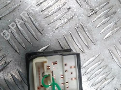 Used Mirror switch Mirror switch TOYOTA RAV 4 II (_A2_) 2.0 D 4WD (CLA20_, CLA21_, CLA20R, CLA21R) (116 hp) 11714034 11714034