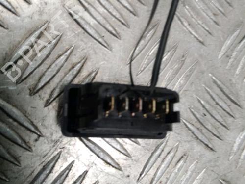 Used Left front window switch Left front window switch DACIA LOGAN MCV (KS_) 1.5 dCi (KS0W) (86 hp) 17784306 17784306