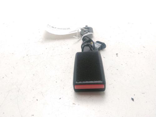 Used Seat buckle PEUGEOT 208 I (CA_, CC_) 1.6 BlueHDi 100 (100 hp) 22920543