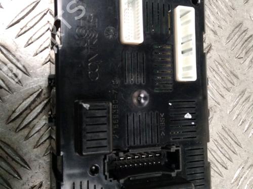 Used Engine control unit (ECU) RENAULT CLIO III (BR0/1, CR0/1) 1.5 dCi (BR17, CR17) (86 hp) 13399071