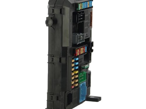 Fuse box PEUGEOT 2008 I (CU_) 1.5 BlueHDI 100 | BP37062354E1 - Image 2