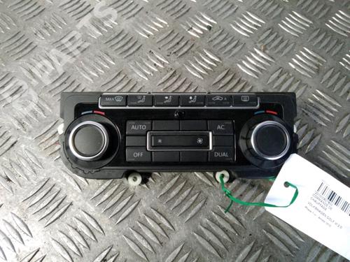 AC Styreenhet / Manøvreringsenhet VW GOLF VI (5K1) 2.0 TDI (140 hp) 11713306