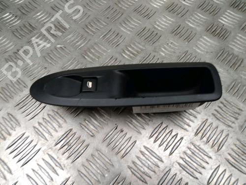 Used Left rear window switch Left rear window switch CITROËN C4 II (NC_) 1.6 HDi 110 (112 hp) 13082138 13082138