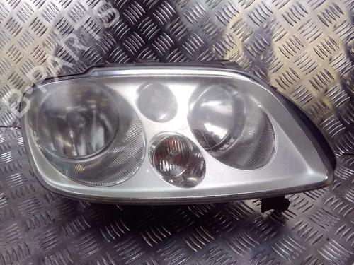 Used Right headlight VW TOURAN (1T1, 1T2) 1.9 TDI (100 hp) 26512485