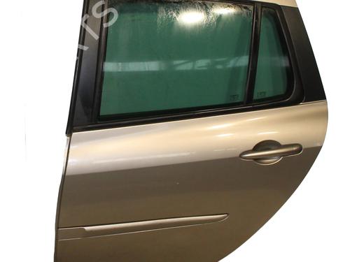Porta trás esquerda RENAULT CLIO III Grandtour (KR0/1_) 1.5 dCi (88 hp) 32129427