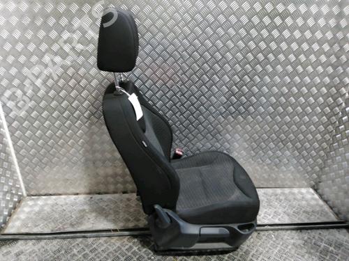 Right front seat PEUGEOT 308 I (4A_, 4C_) 1.6 HDi | BP17453505C16 