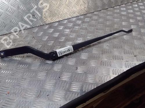 Used Front windshield wiper arm FORD FUSION (JU_) 1.4 TDCi (68 hp) 23181885