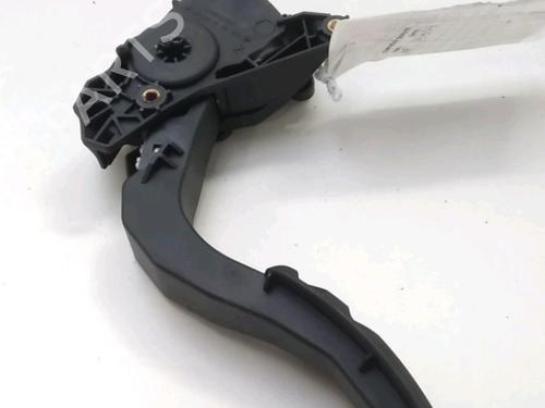 Used Pedal Pedal 18066648 18066648
