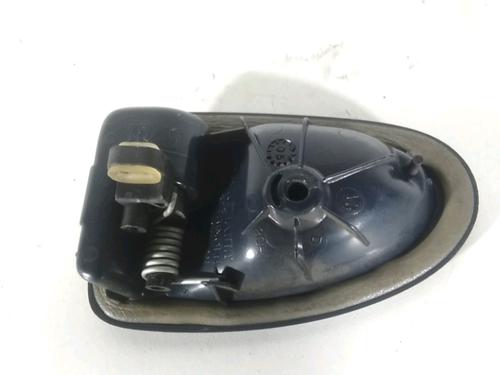 Used Rear left interior door handle RENAULT CLIO II (BB_, CB_) 1.2 (BB0A, BB0F, BB10, BB1K, BB28, BB2D, BB2H, CB0A,... (58 hp) 22225273