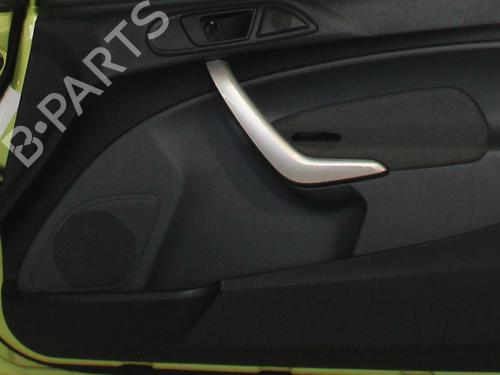 Used Right front door FORD FIESTA VI (CB1, CCN) 1.4 TDCi (68 hp) 30840864