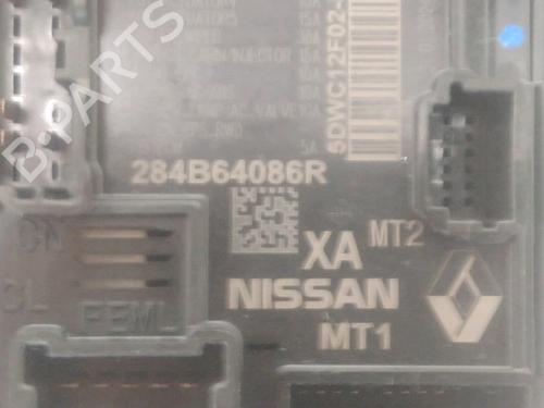 Used Fuse box Fuse box RENAULT ARKANA I (LCM_, LDN_) 1.6 E-TECH 145 (LDMU) (143 hp) 28159728 28159728