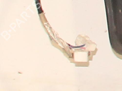 Used Right front door TOYOTA YARIS (_P9_) 1.4 D-4D (NLP90_, NLP90R) (90 hp) 31284156