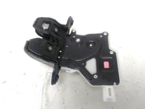 Tailgate lock RENAULT KADJAR (HA_, HL_) 1.2 TCe 130 (HLMR) | BP28121313C101 
