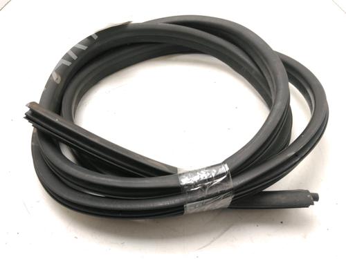Used Rubber door seal DACIA LODGY (JS_) 1.5 dCi (JSMC, JSAF) (107 hp) 30691318