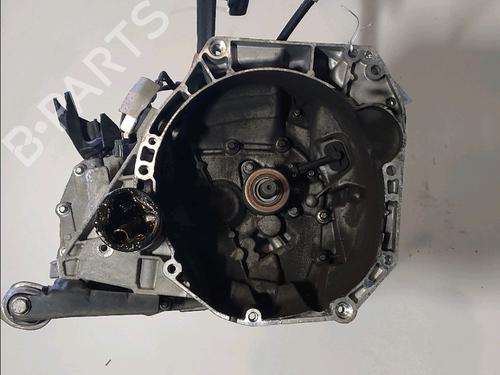 Used Gearbox DACIA SANDERO II TCe 90 (B8M1, B8MA, B8AC) (90 hp) 27307127