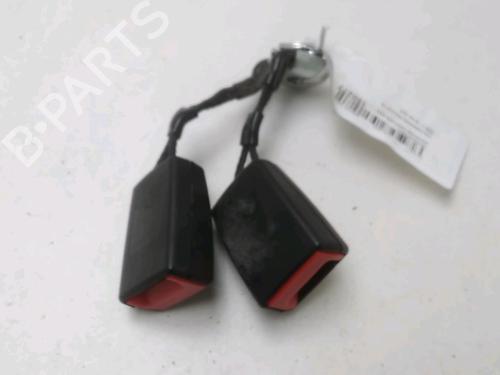 Used Seat buckle VW POLO V (6R1, 6C1) 1.6 TDI (90 hp) 18968780