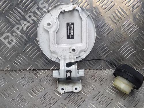Fuel flap TOYOTA YARIS (_P13_) 1.0 (KSP130_, KSP130) | BP11533475C131 