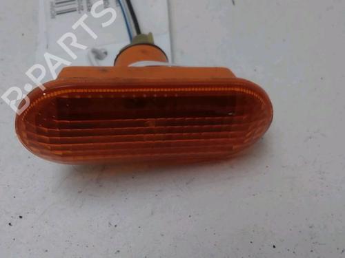 Used Left side indicator FORD FIESTA V (JH_, JD_) 1.4 16V (80 hp) 18968839