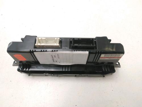 Used Climate control Climate control 26175900 26175900
