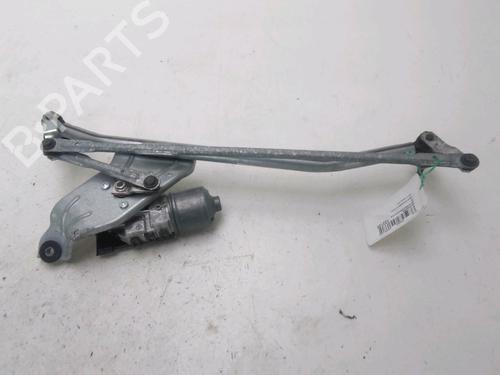 Used Front wipers mechanism DACIA SANDERO II 1.5 dCi 75 / Blue dCi 75 (B8JW, B8M4, B8AH, B8M7, B8M6) (75 hp) 19639794