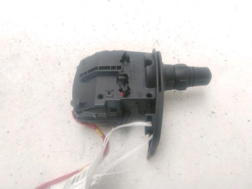 Used Steering column stalk Steering column stalk RENAULT CLIO III (BR0/1, CR0/1) 1.5 dCi (C/BR0G, C/BR1G) (68 hp) 27289819 27289819