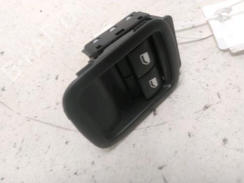 Used Left front window switch CITROËN C3 III (SX) 1.5 BlueHDi 100 (SXYHYP, SXYHTU) (102 hp) 29578081