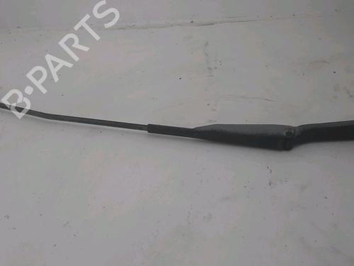 Used Front windshield wiper arm RENAULT TRAFIC II Van (FL) 1.9 dCi 100 (FL0C, FL0K, FL0B) (101 hp) 28159913