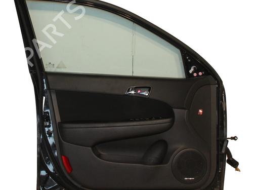 Dør venstre fortil HYUNDAI i30 (FD) 1.6 CRDi (90 hp) 31179598
