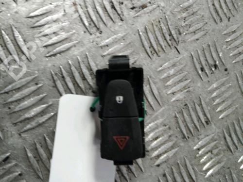 Used Warning switch DACIA SANDERO II TCe 90 (B8M1, B8MA, B8AC) (90 hp) 11712859